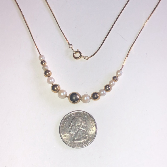 Vintage Gold Tone Faux Pearl Dainty Beaded Retro Necklace - Picture 3 of 5